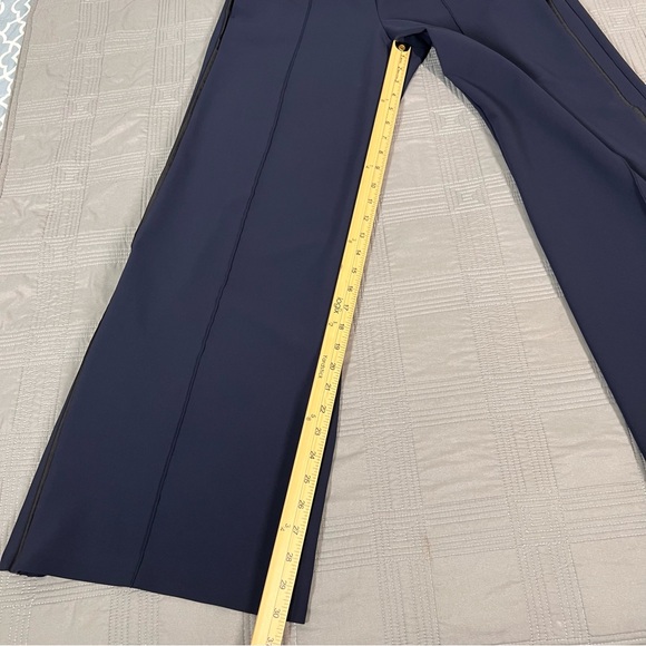 Athleta Pants Womens Size 6 Navy Blue Metropolis Wide Leg Pull On High Rise - Picture 10 of 15